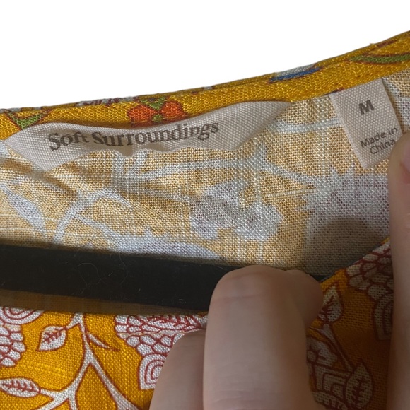Soft Surroundings | Medium Linen Blend Yellow Floral 3/4 length top - Picture 5 of 6